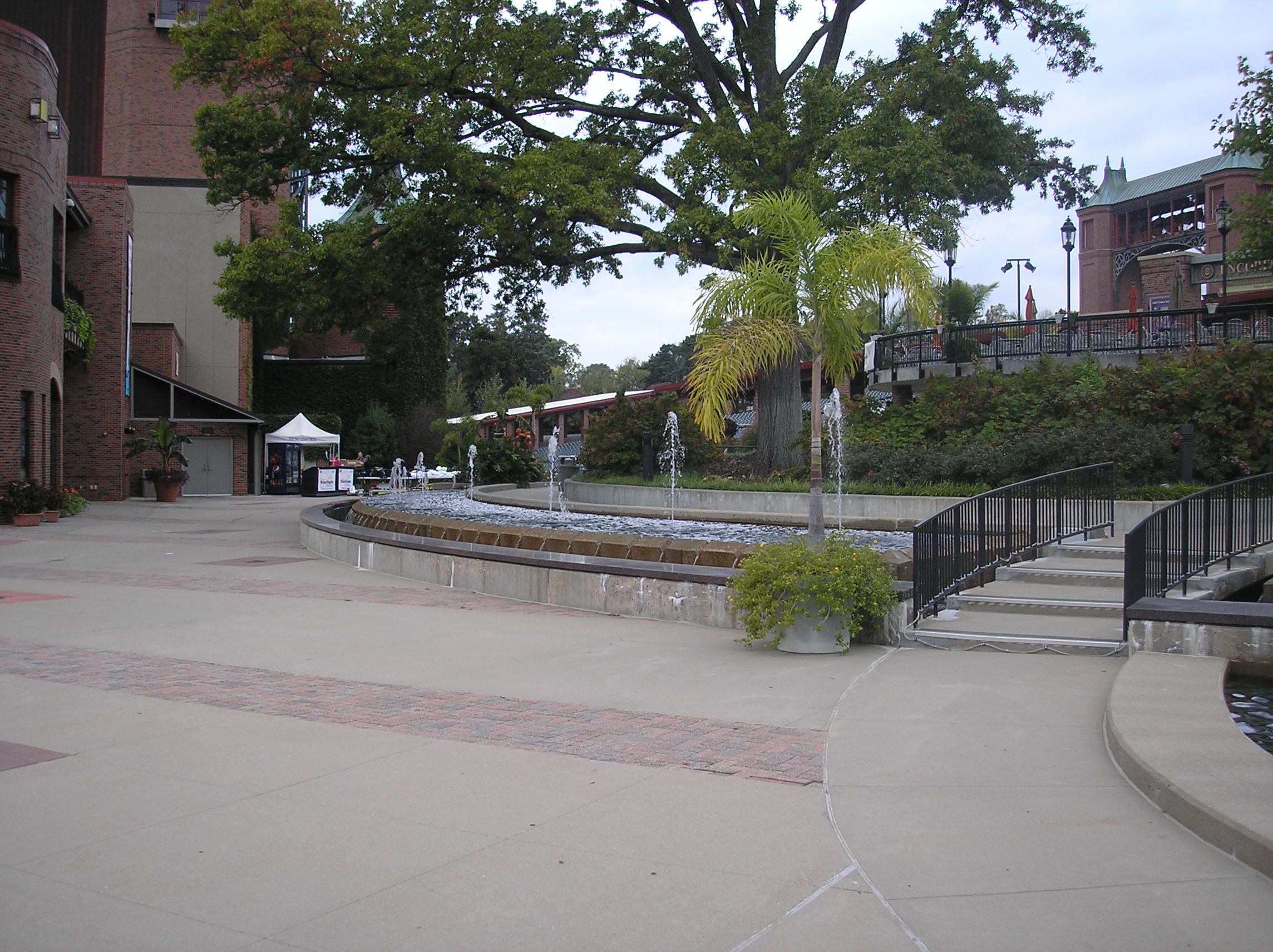 Shirley Bush Helzberg Garden of the Stars Fountain Clio